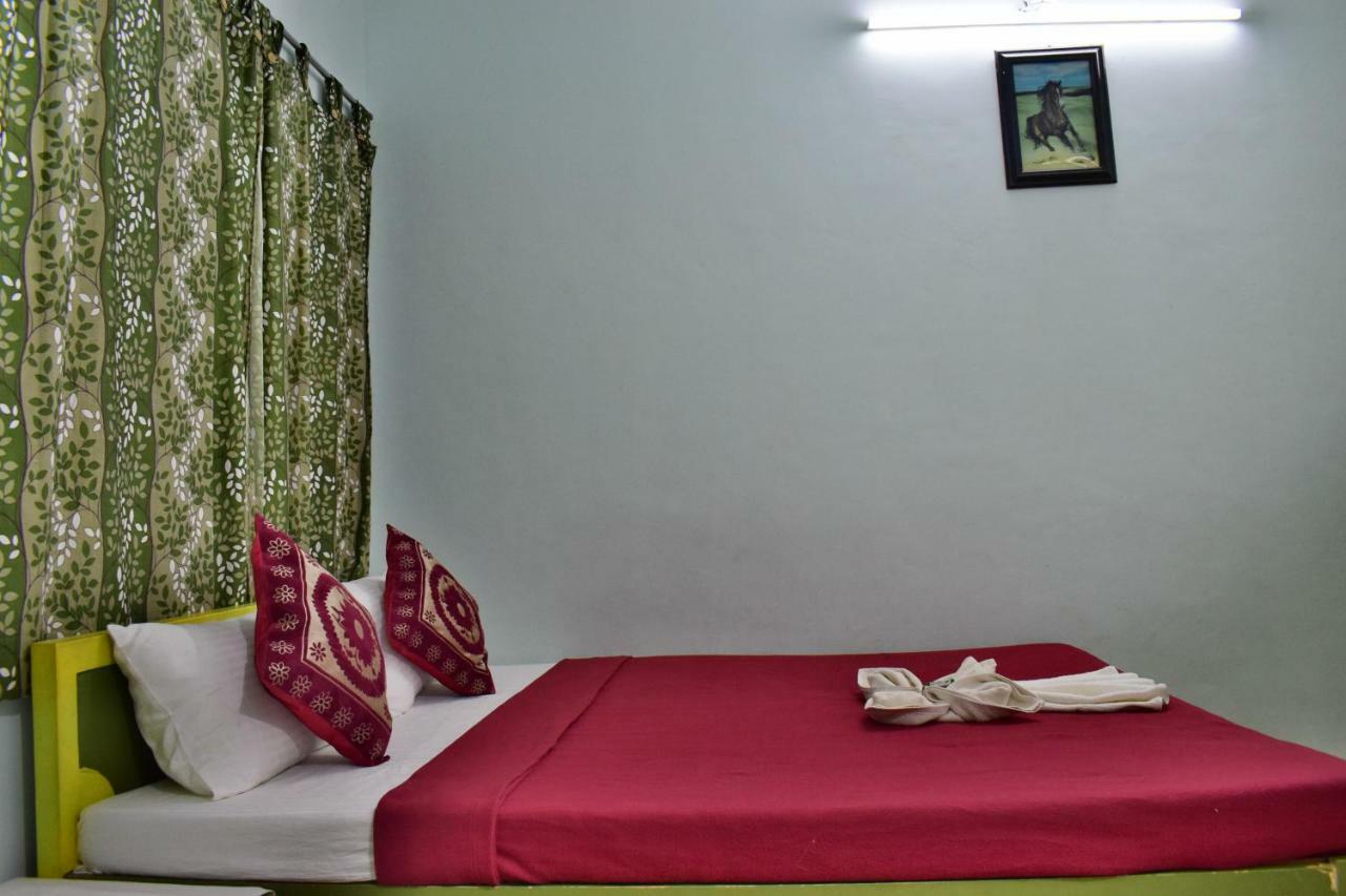Kozee Kaves Hotel Yelagiri Buitenkant foto
