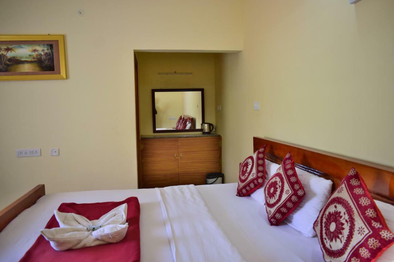 Kozee Kaves Hotel Yelagiri Buitenkant foto